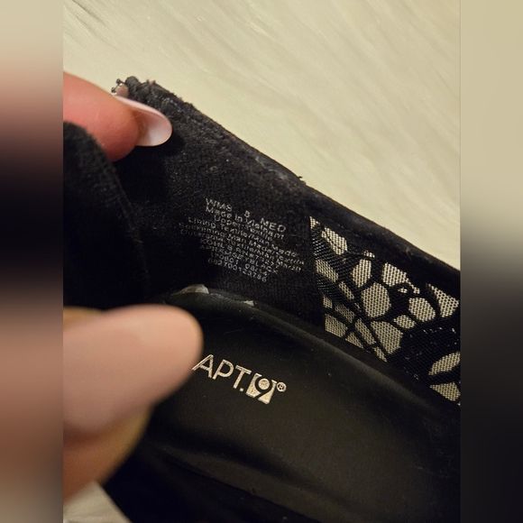 Apt 9 Women's Black Heels shoes open toe Embroidery Lace  Stiletto Size 8 M - Picture 3 of 16